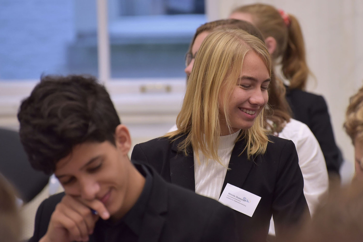 Foto's Eerste dag Algemene Vergaderingen van het Model European Parliament Nederland 2019