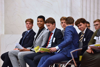 Foto's Eerste dag Algemene Vergaderingen van het Model European Parliament Nederland 2019