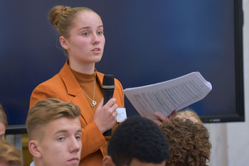 Foto's Eerste dag Algemene Vergaderingen van het Model European Parliament Nederland 2019