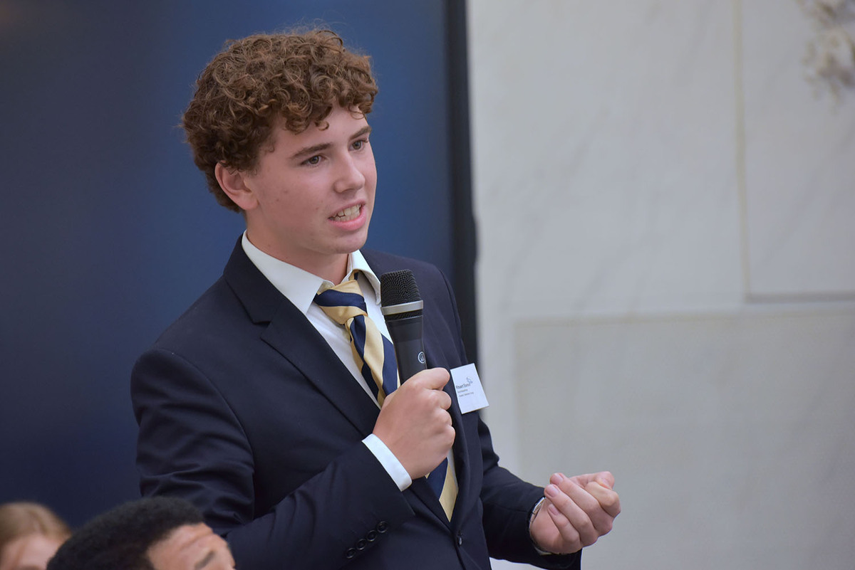 Foto's Eerste dag Algemene Vergaderingen van het Model European Parliament Nederland 2019