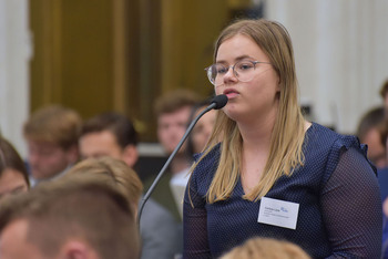 Foto's Eerste dag Algemene Vergaderingen van het Model European Parliament Nederland 2019