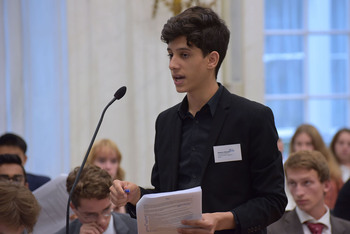 Foto's Eerste dag Algemene Vergaderingen van het Model European Parliament Nederland 2019