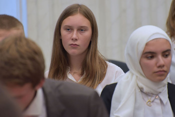 Foto's Eerste dag Algemene Vergaderingen van het Model European Parliament Nederland 2019