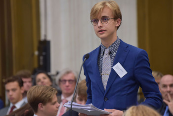 Foto's Eerste dag Algemene Vergaderingen van het Model European Parliament Nederland 2019