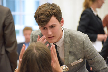 Foto's Eerste dag Algemene Vergaderingen van het Model European Parliament Nederland 2019