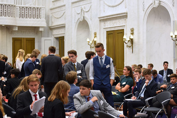 Foto's Eerste dag Algemene Vergaderingen van het Model European Parliament Nederland 2019