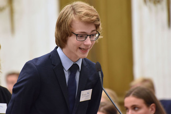 Foto's Eerste dag Algemene Vergaderingen van het Model European Parliament Nederland 2019