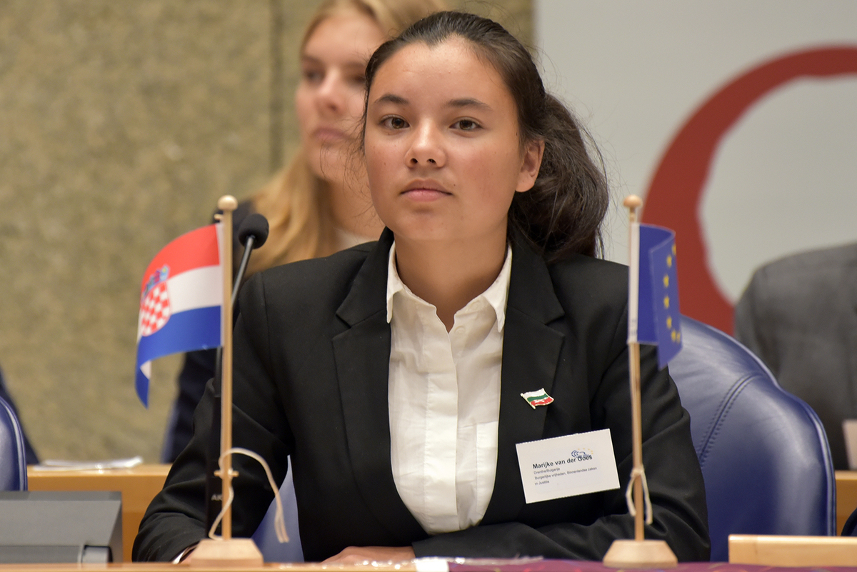 Foto's Tweede dag Algemene Vergaderingen van het Model European Parliament Nederland 2019