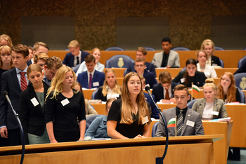 Foto's Tweede dag Algemene Vergaderingen van het Model European Parliament Nederland 2019