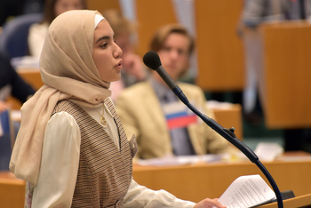 Foto's Tweede dag Algemene Vergaderingen van het Model European Parliament Nederland 2019