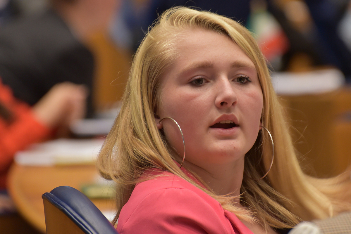 Foto's Tweede dag Algemene Vergaderingen van het Model European Parliament Nederland 2019