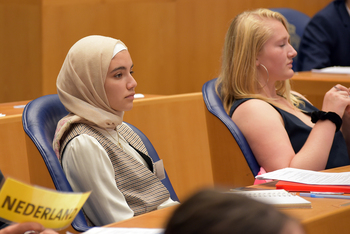 Foto's Tweede dag Algemene Vergaderingen van het Model European Parliament Nederland 2019