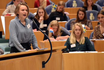 Foto's Tweede dag Algemene Vergaderingen van het Model European Parliament Nederland 2019