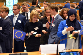 Foto's Tweede dag Algemene Vergaderingen van het Model European Parliament Nederland 2019