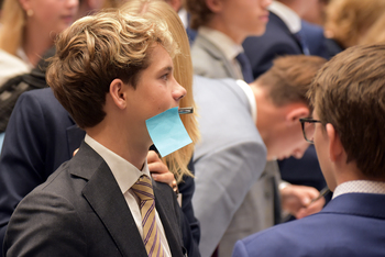 Foto's Tweede dag Algemene Vergaderingen van het Model European Parliament Nederland 2019