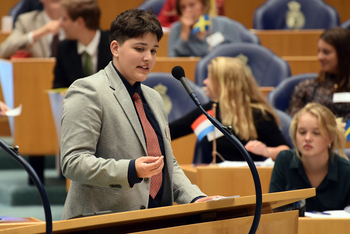 Foto's Tweede dag Algemene Vergaderingen van het Model European Parliament Nederland 2019