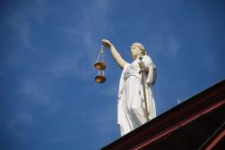Een beeld van Vrouwe Justitia